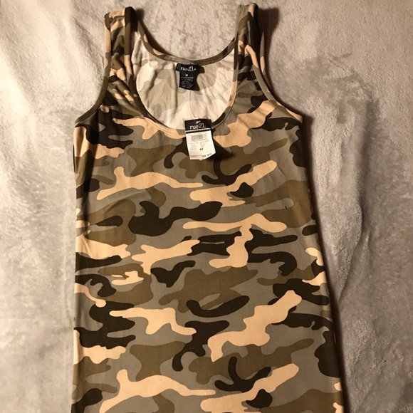 Rue 21 shirt - Picture 1 of 3